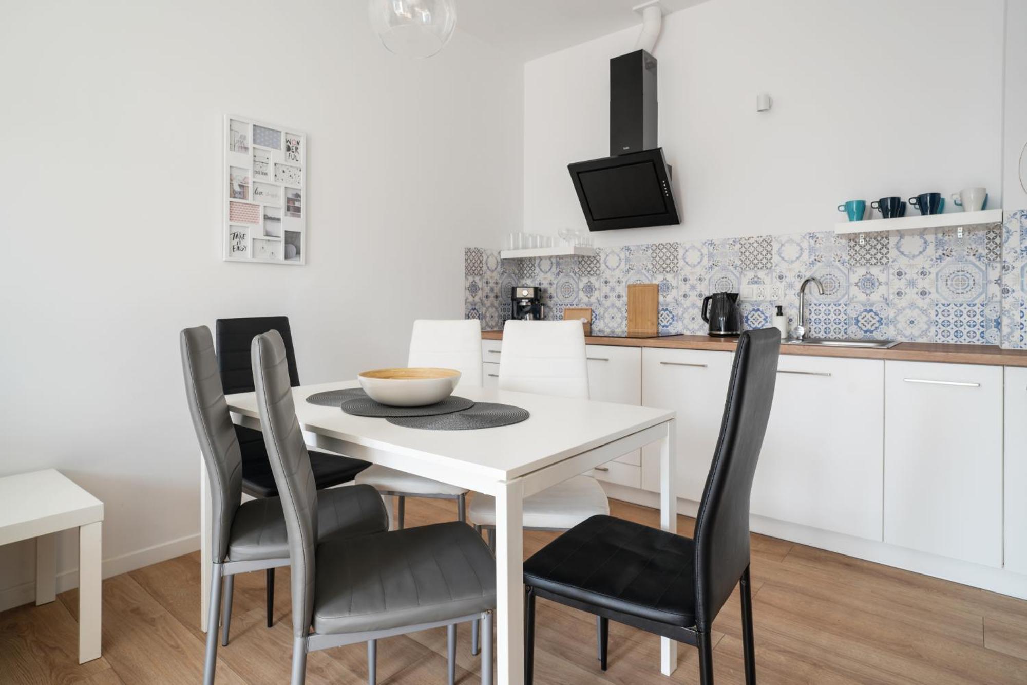 Apartamenty "La Villa" Superior II Z Dwoma Sypialniami, Balkonem, Parkingiem, Blisko Centrum 库多瓦-兹德鲁伊 外观 照片